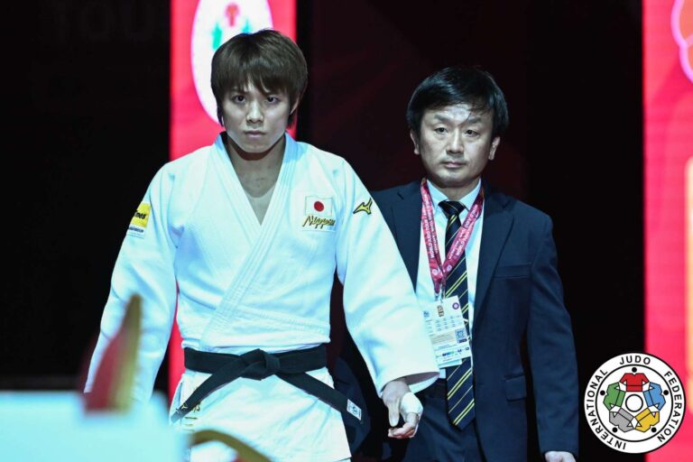 Hifumi Abe garde la concentration dans les préliminaires malgré une défaite précoce Uta