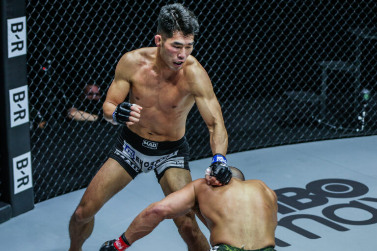 Ok Rae Yoon contre Alibeg Rasulov : 4 clés pour la victoire dans le combat pour le titre mondial intérimaire à ONE Fight Night 23