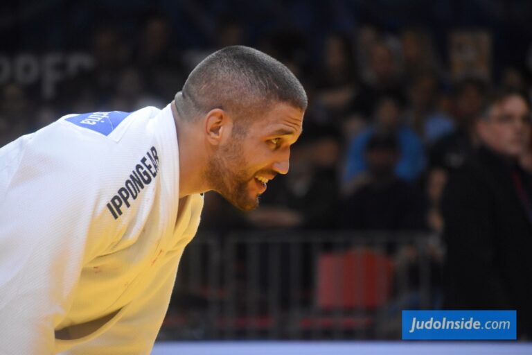 Porte-drapeaux en judo : Krisztian Toth (HUN)
