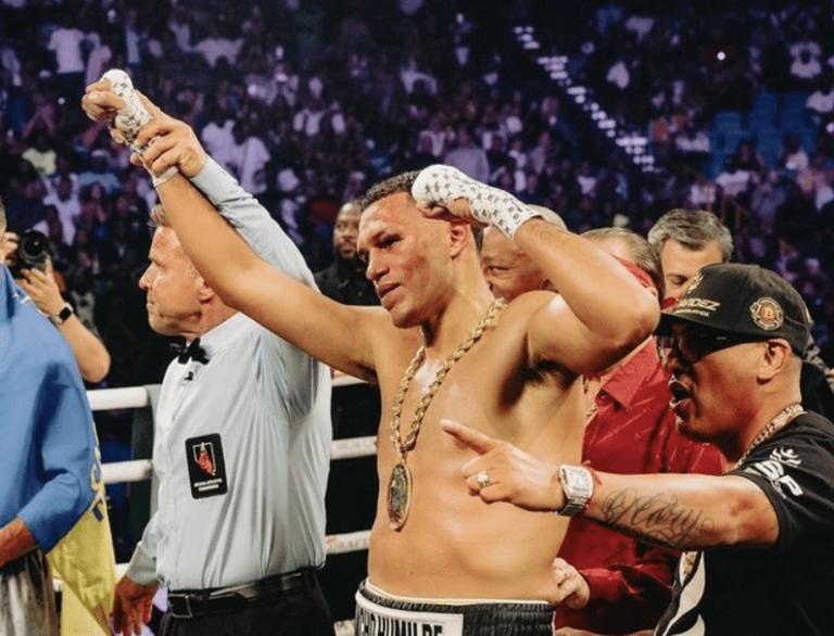 Benavidez sera de retour le 14 décembre