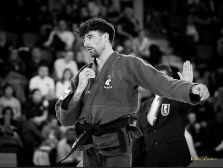 Comment le judo peut améliorer votre vie universitaire : équilibre, discipline et concentration
