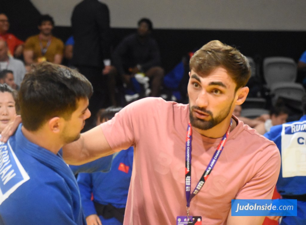 Comment participer aux compétitions de judo en tant qu'athlète universitaire