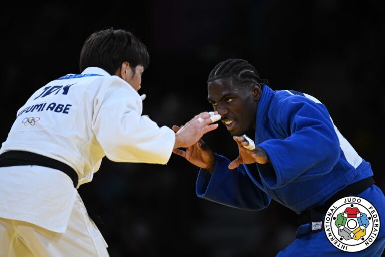 Gaba utilise le takedown de Heydarov