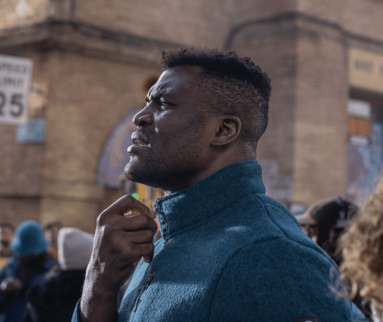L'entraîneur de Ngannou affirme que son combattant est dans un meilleur état après son récent revers