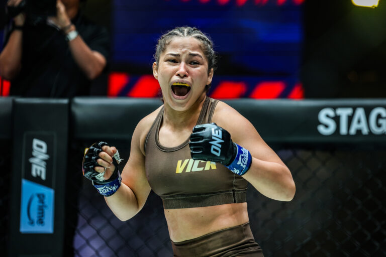 « Les athlètes doivent aussi entraîner leur esprit » – Pourquoi Victoria Souza jongle entre le MMA et l’école de dentisterie