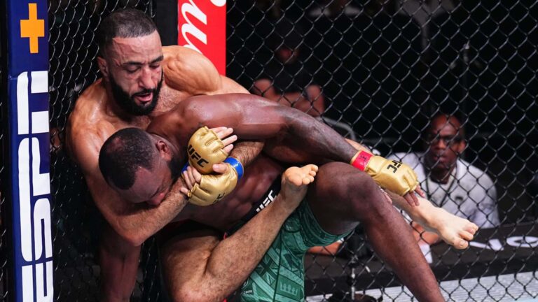 Les fans de Belal Muhammad après sa victoire au championnat UFC 304