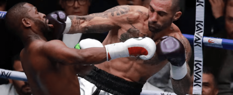 De La Hoya dit à Mayweather : arrêtez les exhibitions