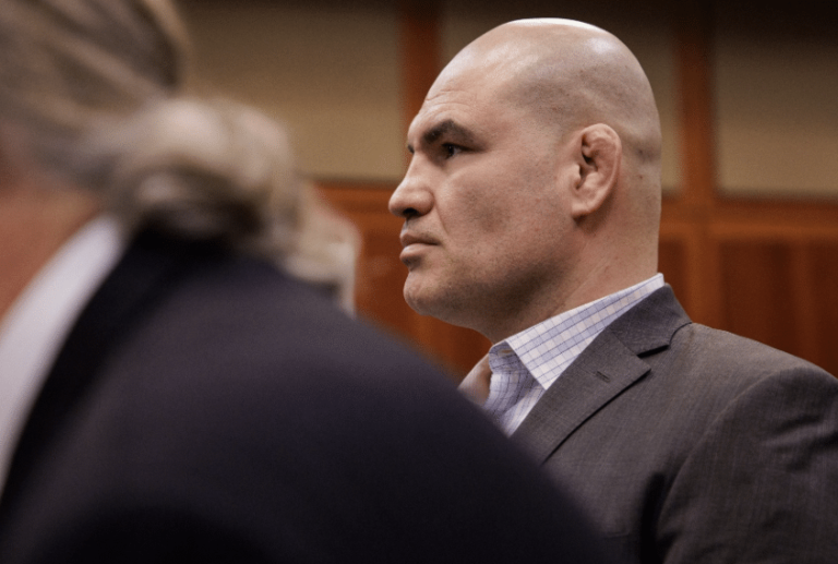 La date du jugement de Cain Velasquez pour tentative de meurtre a été fixée