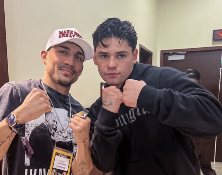 De La Hoya cible Garcia contre. L'épreuve de force de Lopez