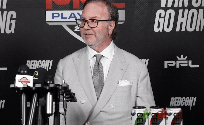 Donn Davis insinue que le PDG de l'UFC, Dana White, est menacé par le prochain événement PPV PFL