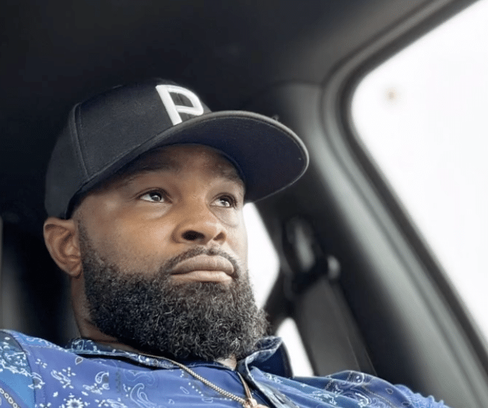 Tyron Woodley fait allusion à un retour en MMA