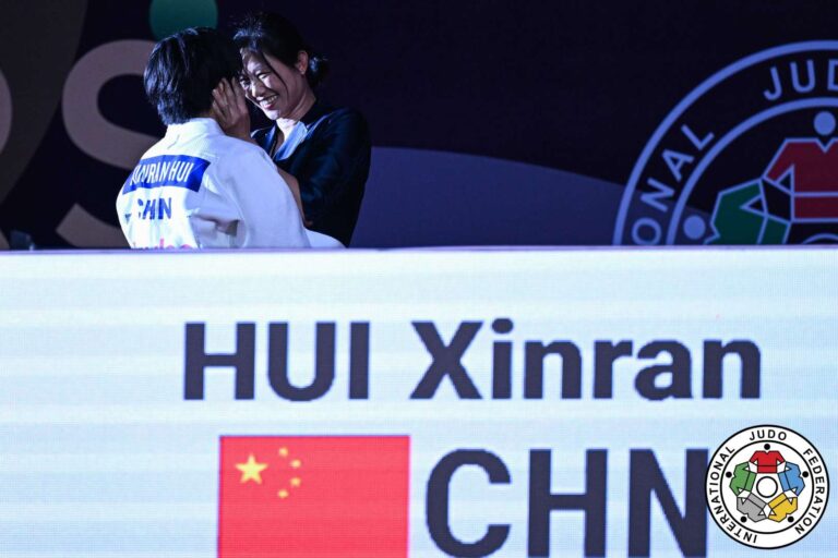 Xinran Hui, cinquième champion du monde junior de l'histoire pour la Chine