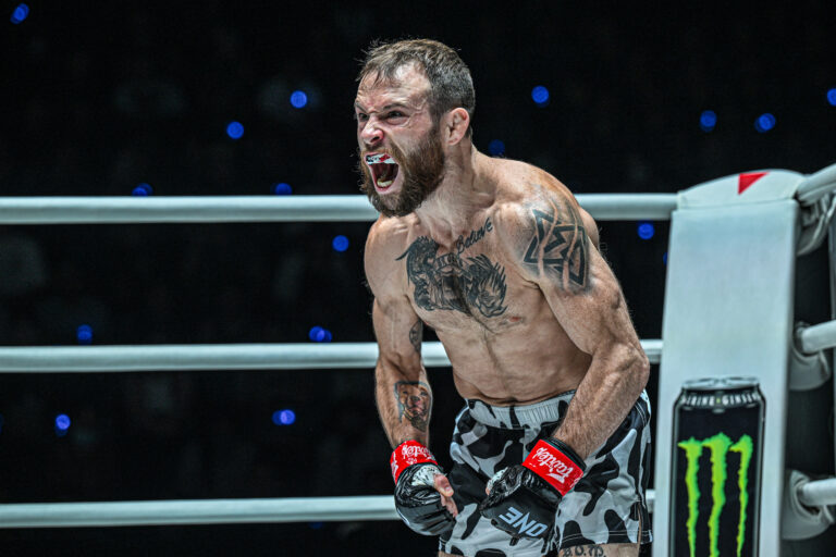 Brooks contre. McLaren, Wakamatsu contre. Nakatani, Gasanov contre. Amir confirmé pour ONE Fight Night 26