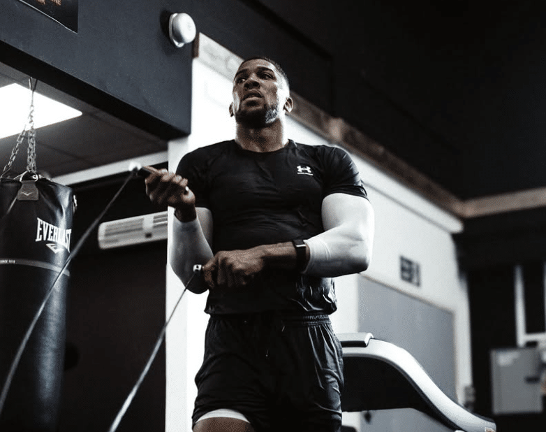 Eddie Hearn : Joshua combattra en mai ou juin