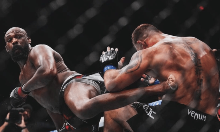 Jon Jones en négociations pour le prochain combat