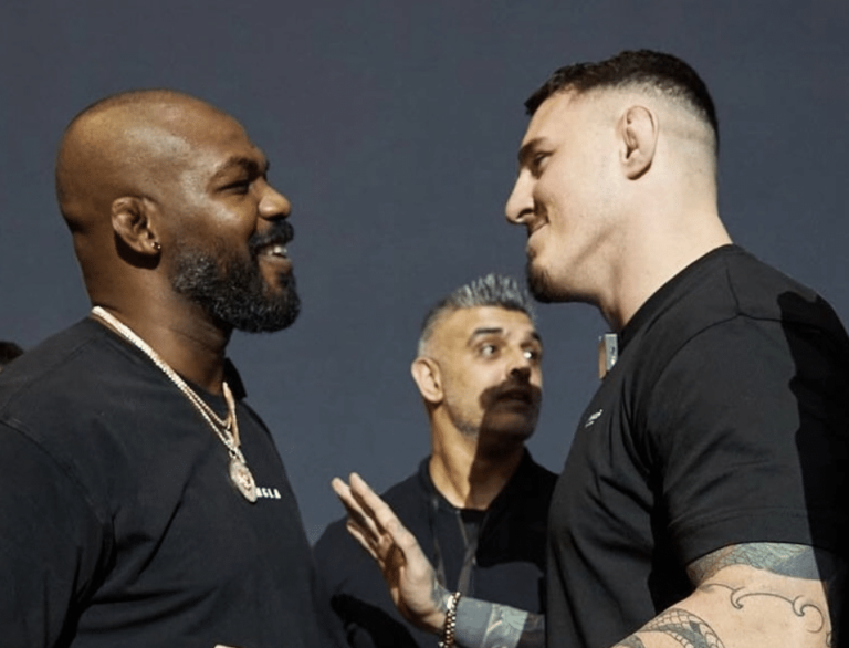 Jon Jones rejette la dispute d'Aspinall pour « manque de respect »