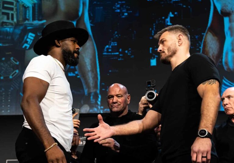 Jones snobe la poignée de main de Miocic lors de la confrontation