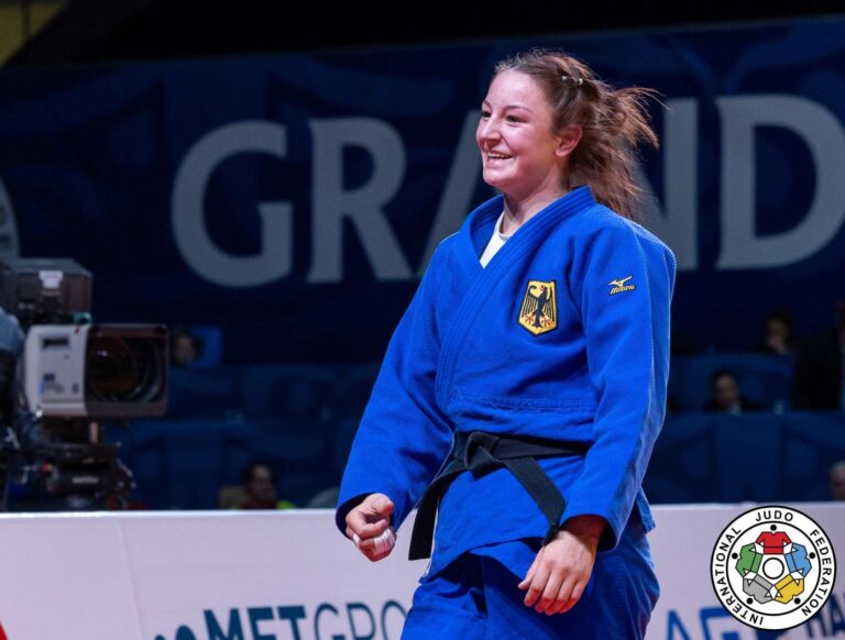 Anna-Monta Olek frappe l'or à Bakou