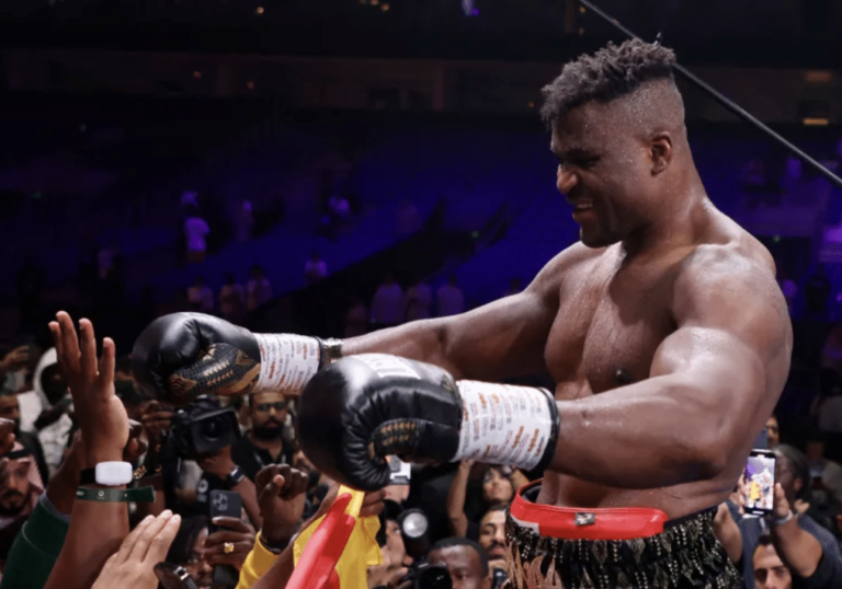 Ngannou envisage une confrontation plus sauvage | SPORTS DE COMBAT