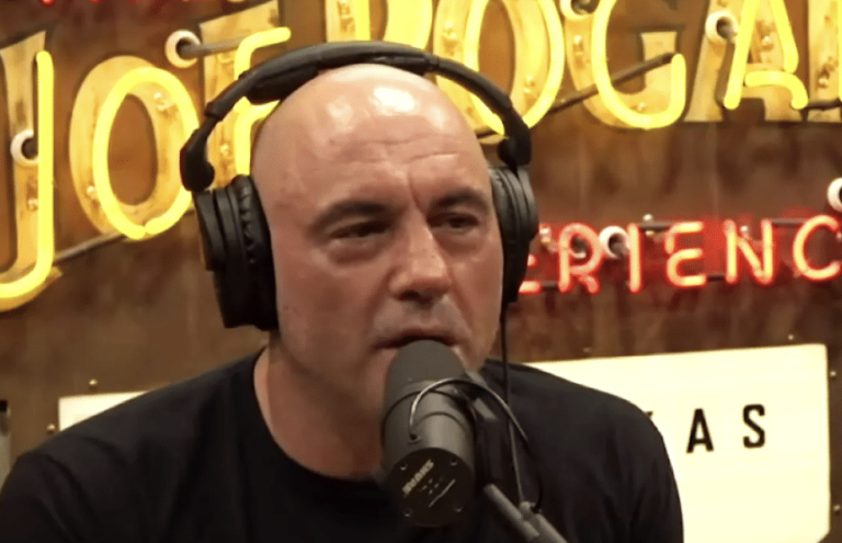 Rogan veut parler de paris avec Drake