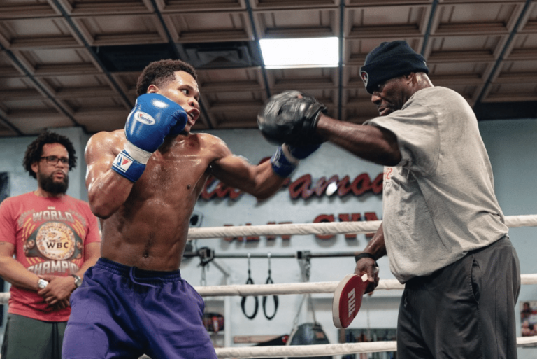 Bill Haney annonce de grandes nouvelles sur le prochain combat de Devin Haney