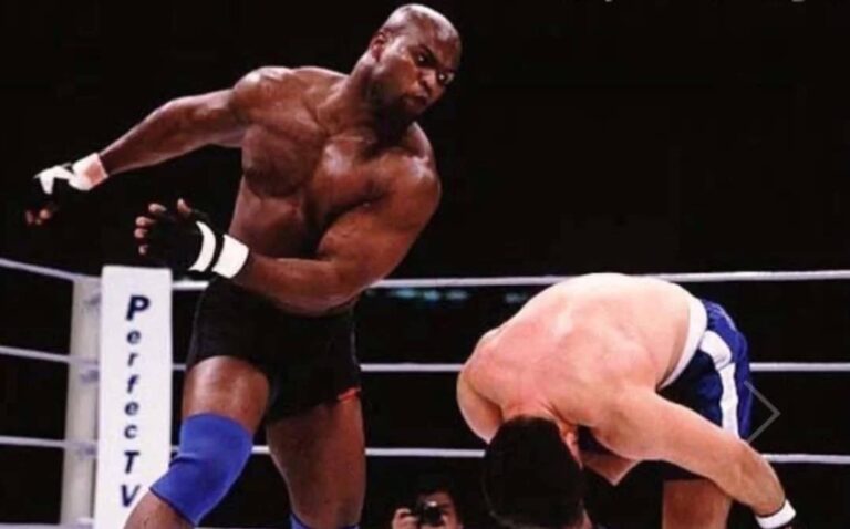 La légende de l'UFC Gary Goodridge sur Jon Jones défendant son titre des poids lourds