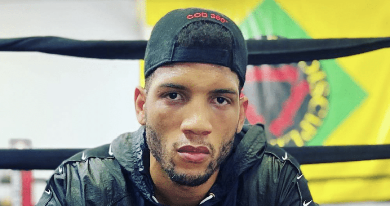 Morrell confiant de battre Benavidez, l'appelle « Robocop »
