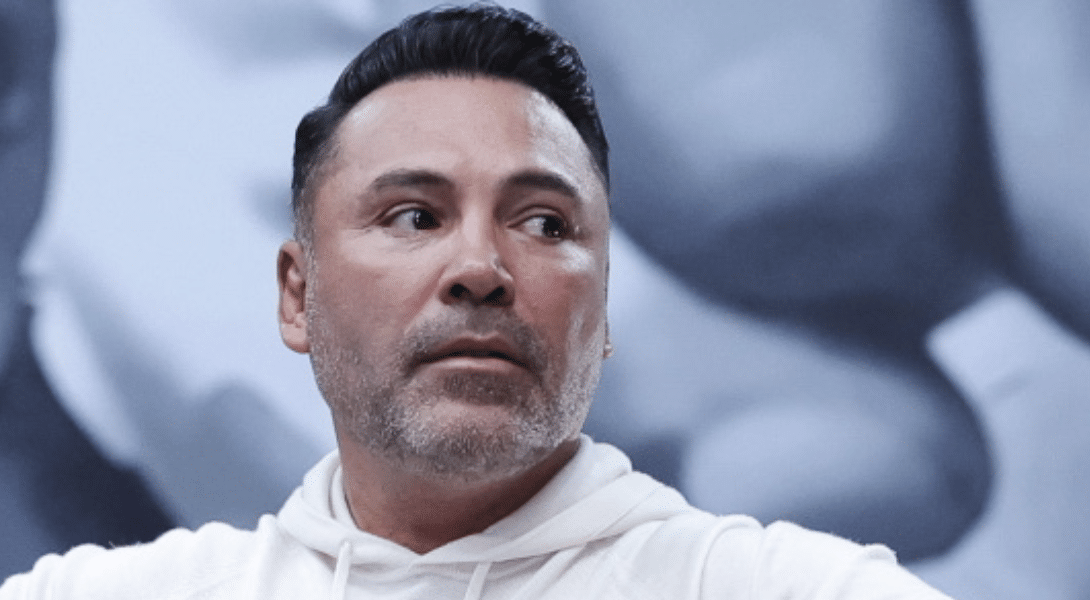 De La Hoya explose Canelo pour l'accord saoudien sur Jake Paul Fight