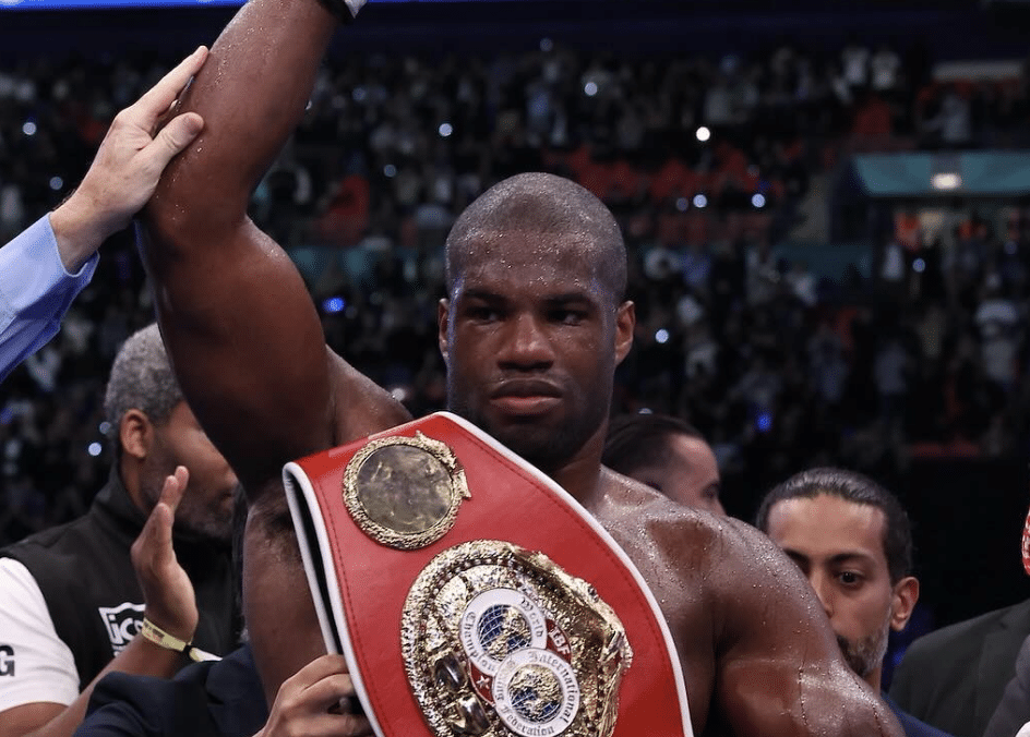 Frank Warren: Dubois pour combattre Usyk ou Joshua ensuite