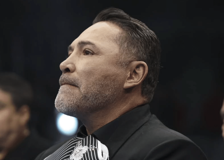 De La Hoya s'attend à ce que Canelo surpasse Crawford