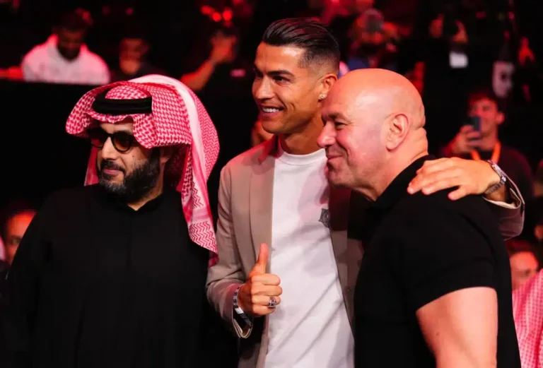 Commentaire de Dana White sur le fandom de l'UFC de Cristiano Ronaldo