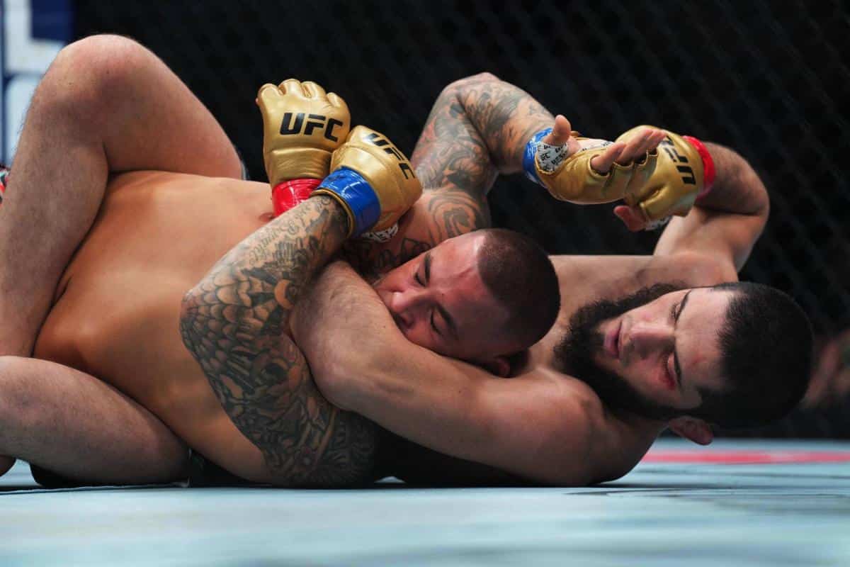 Michael Bisping sur l'islam Makhachev face à Ilia Topuria - «Pas peur de personne»