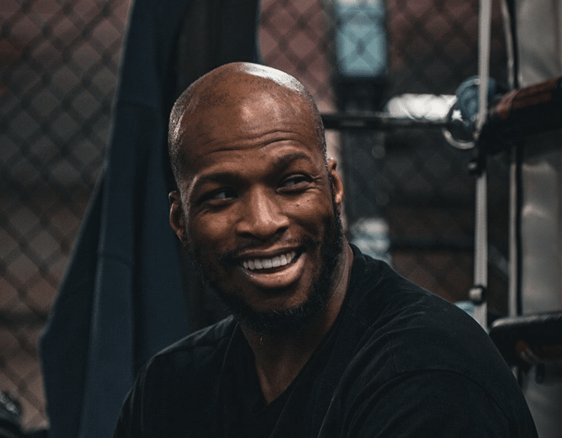 Michael Page bat Shara Magomedov; Cible Leon Edwards Suivant