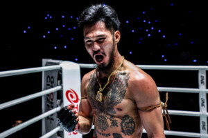 Suakim Sor Jor Tongprajin Komawut FA Group un vendredi combat 100 12