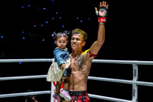 Panpayak Jitmuangnon Majid Seydali un vendredi combat 100 33