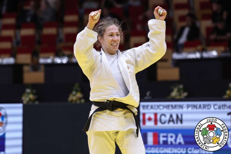 Catherine Beauchemin-Pinard montre une ambition future avec une performance d'or