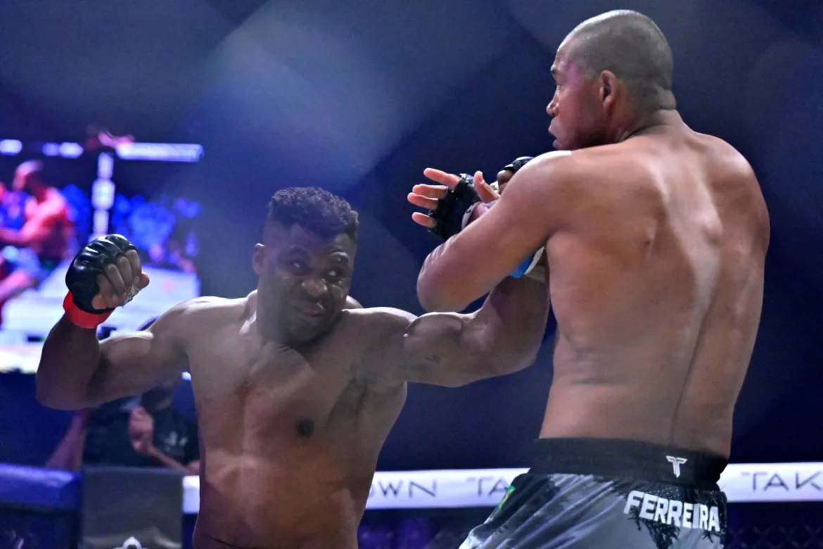 Donn Davis appelle les «fausses nouvelles! En ce qui concerne le départ possible de Francis Ngannou PFL