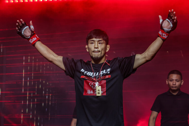 «  Une chose extraordinaire pour tout sacrifier '' – Yuya Wakamatsu dit que devenir champion du monde du MMA serait la réussite ultime