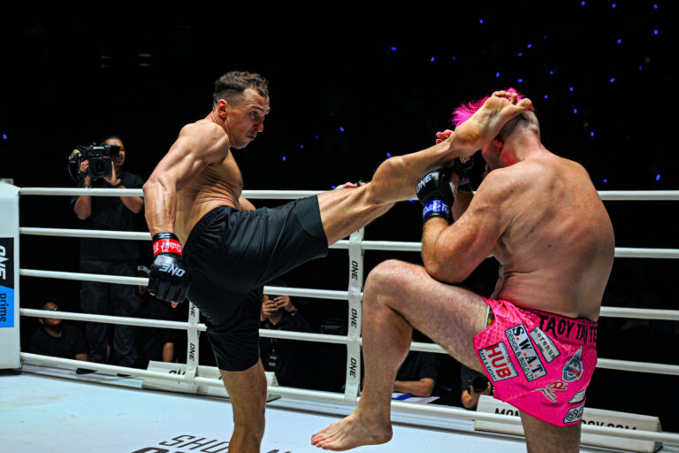 5 énormes plats à emporter d'une nuit de combat 30: Kryklia Vs. Savoir-faire