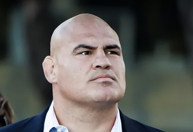 Joe Rogan réagit à la phrase de Cain Velasquez