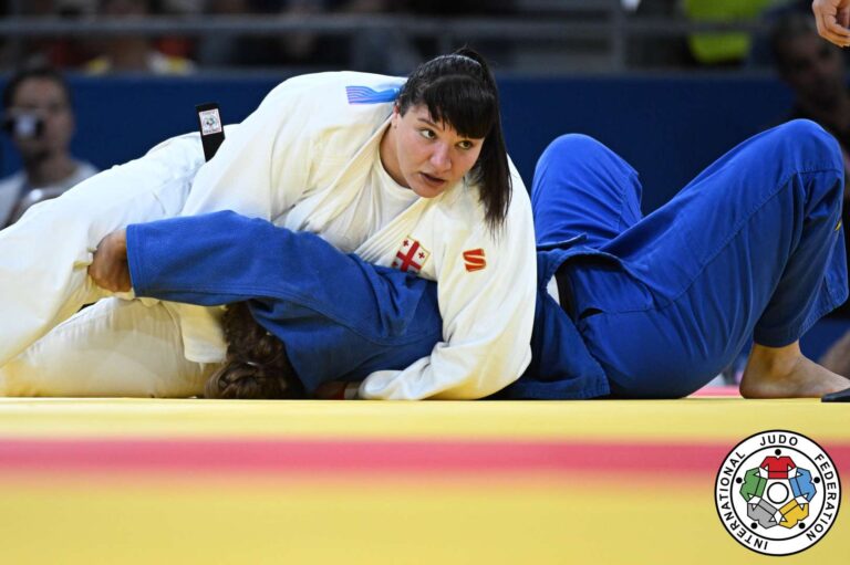 Thriller par équipe mixte européenne décidé par Somkhisvili de Géorgie