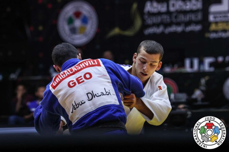 Timur Arbuzov se venge sur Grigalashvili