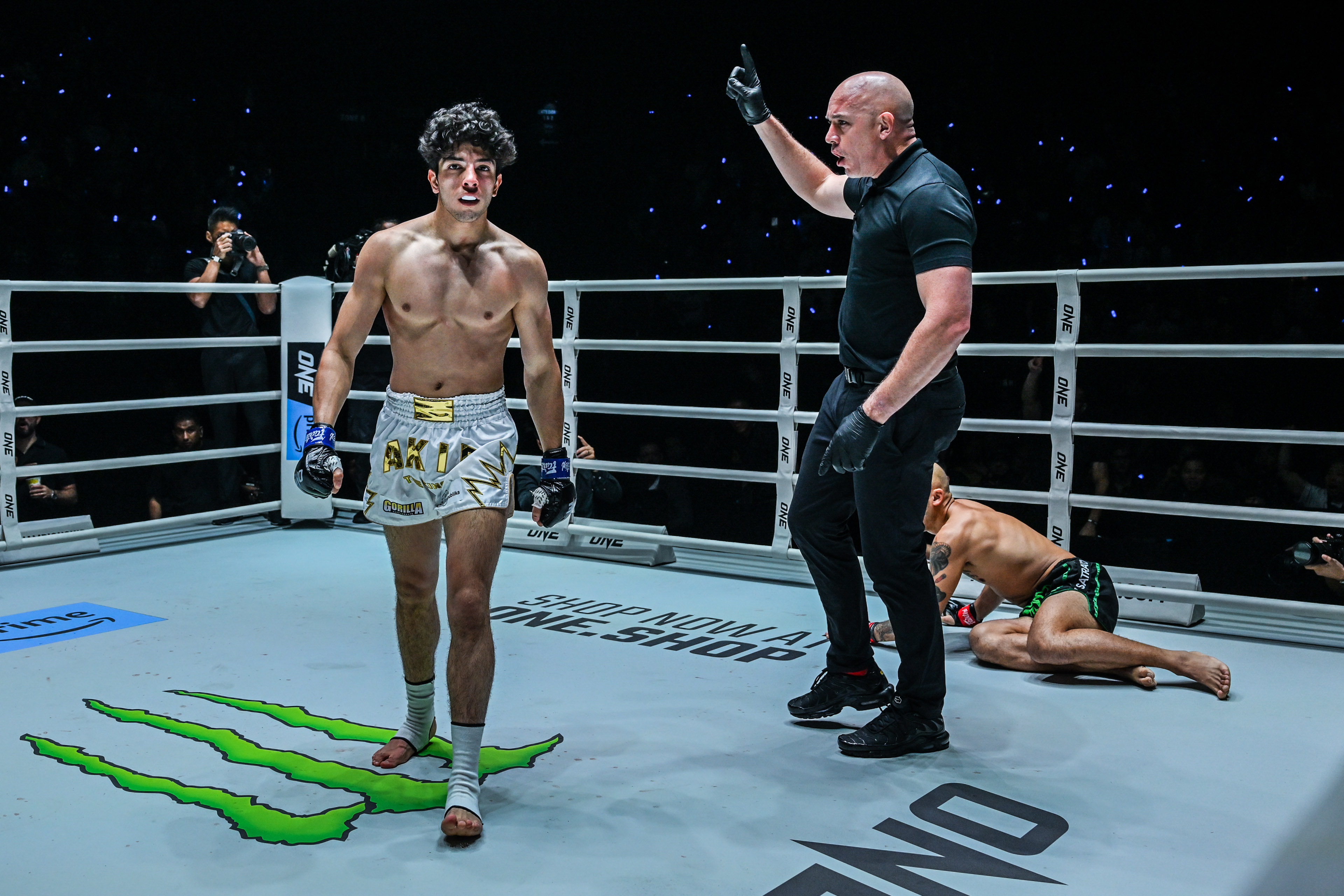 Sean Climaco Akif Guluzada One Fight Night 31 11.jpg