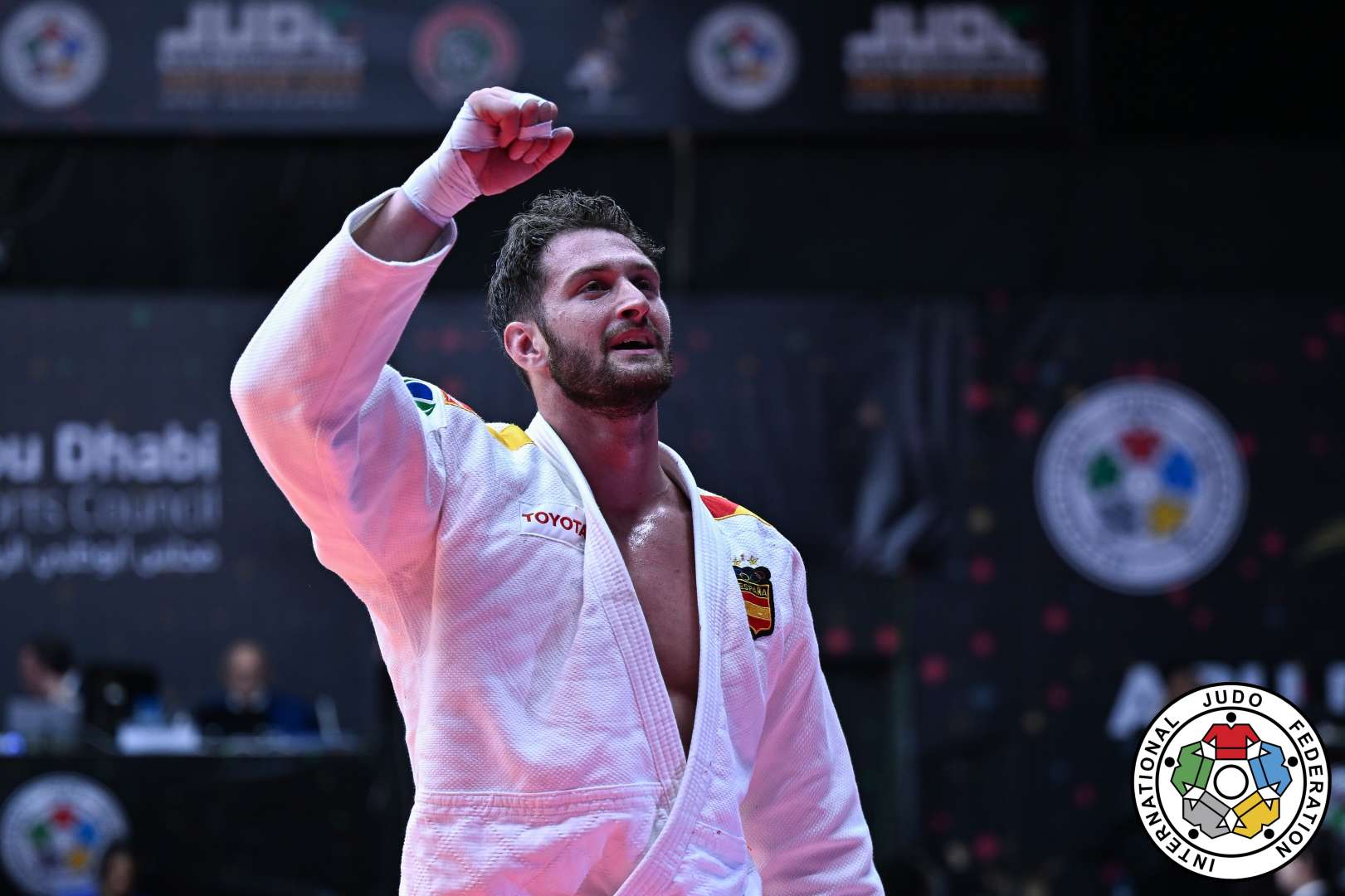 Bekauri et Sherazadishvili Golden Eyecatchers à Benidorm Euro Open