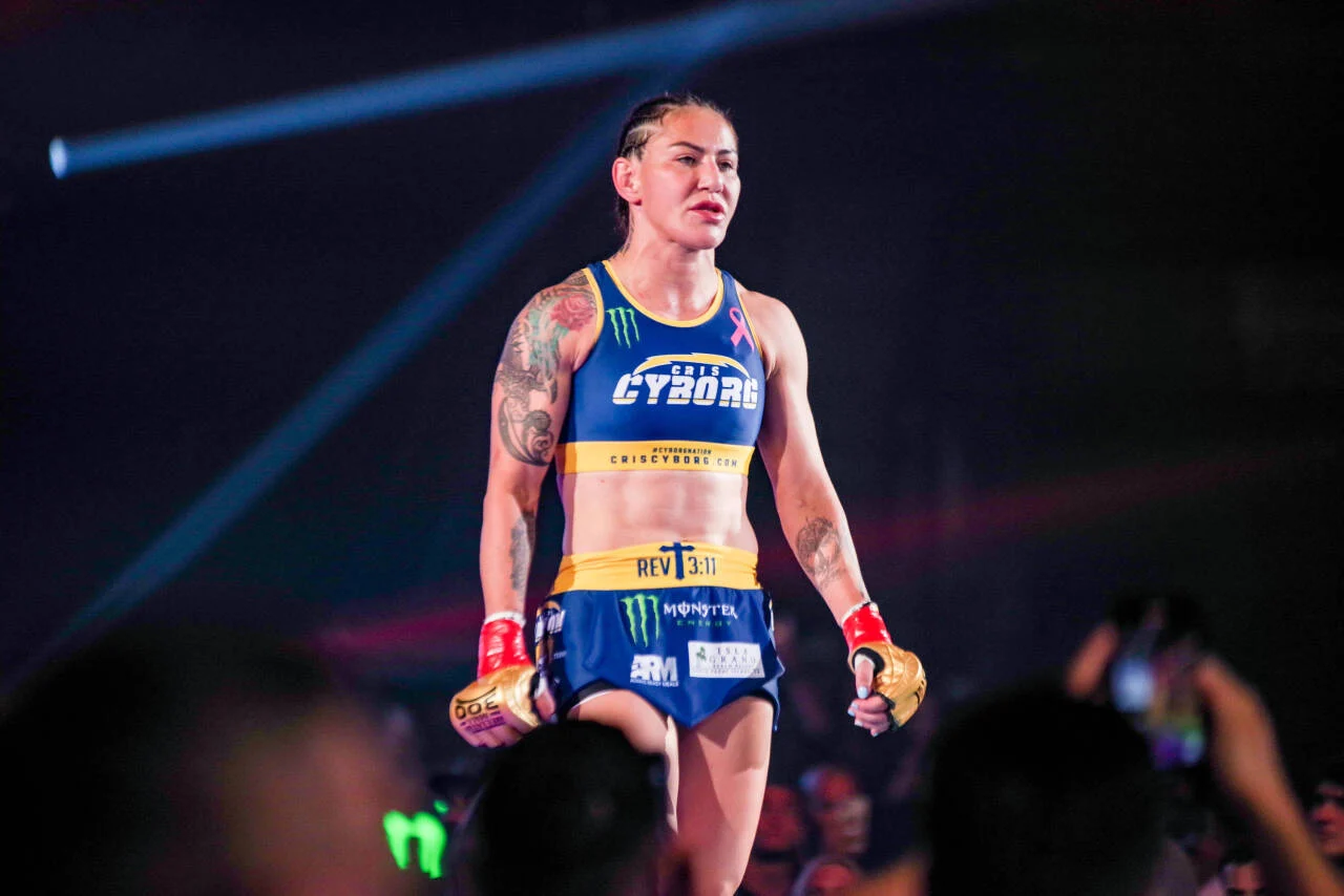 Cris Cyborg aborde à nouveau l'occasion manquée pour le combat avec Kayla Harrison
