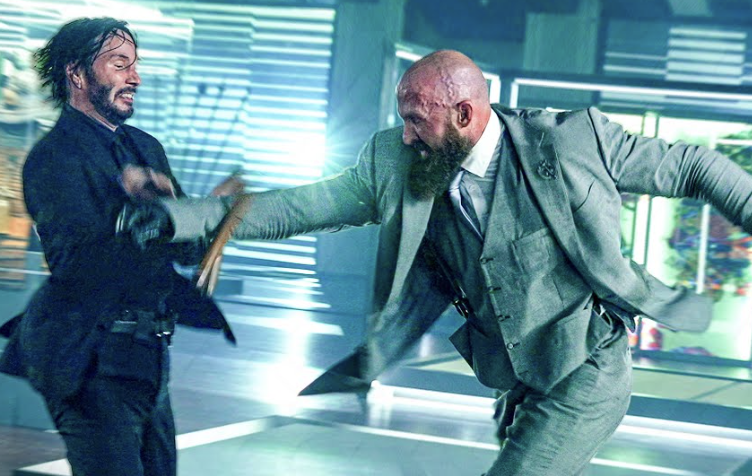 L'entraîneur du MMA accuse Keanu Reeves d'avoir volé son déménagement pour le film John Wick