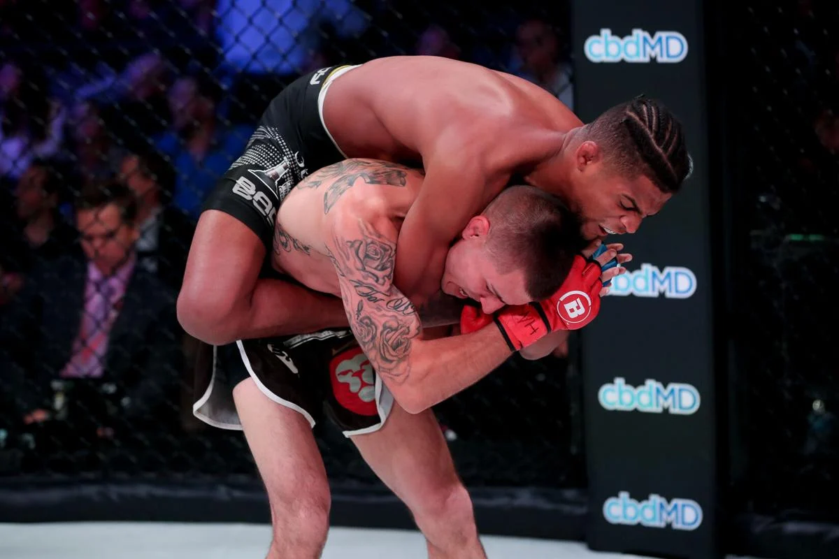 Le nouveau venu de l'UFC Patchy Mix censé faire face à Mario Bautista à l'UFC 316