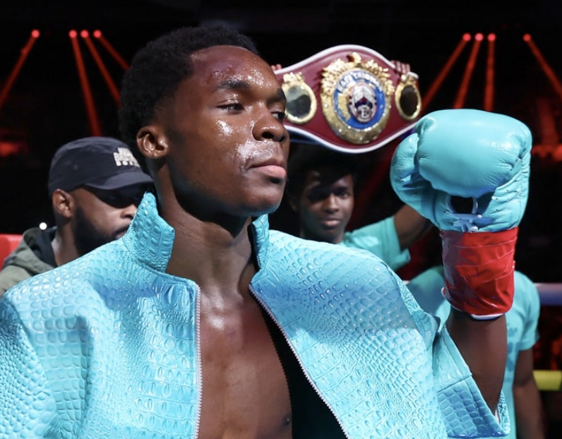 Abdullah Mason cible Sam Noakes pour la ceinture légère WBO vacante