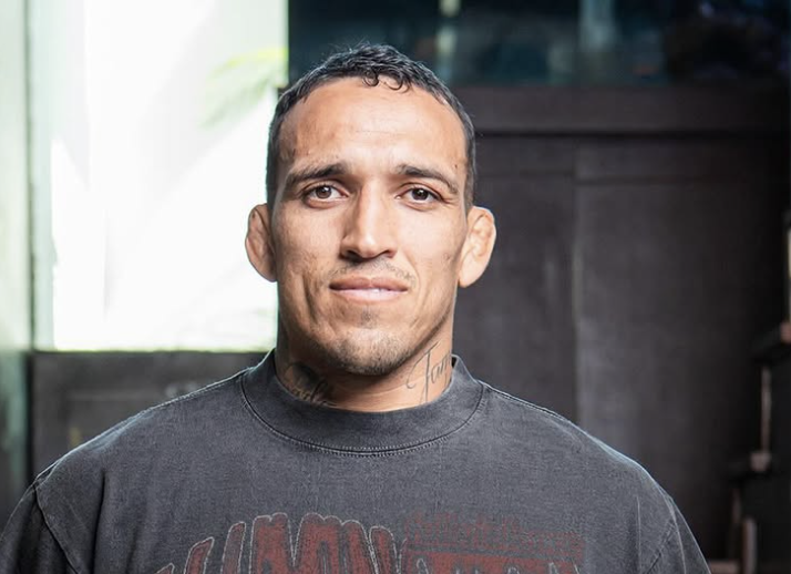 Biopic Charles Oliveira dans le pipeline