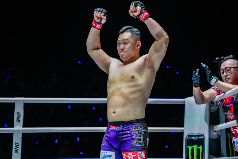 Les finisseurs poids lourds Kang Ji Won et Ryugo Takeuchi pour entrer en collision dans MMA Bout à One Fight Night 34